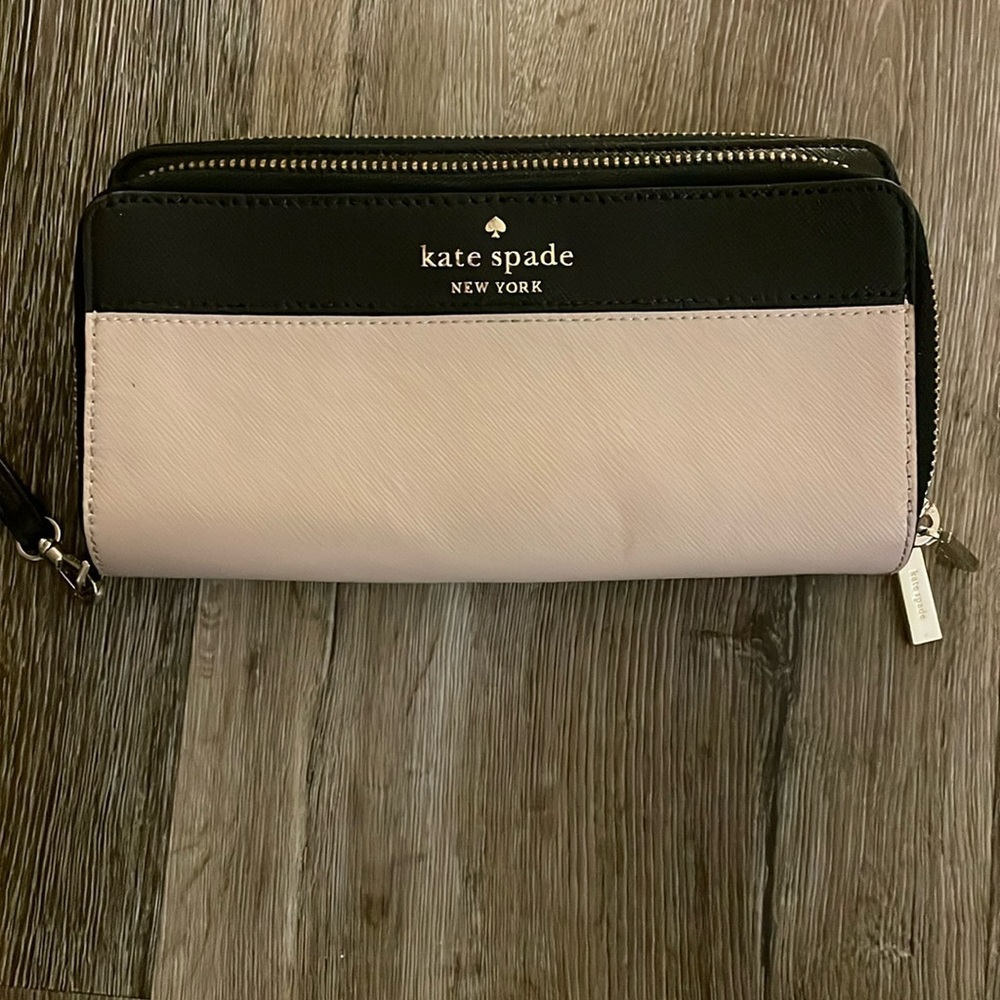 Kate Spade ♠️ Staci Colorblock Large Carryall Wristlet